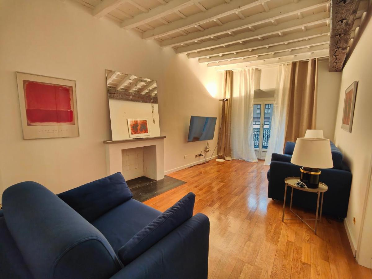Crocetta - Design Apartment With Terrace Milan Bagian luar foto