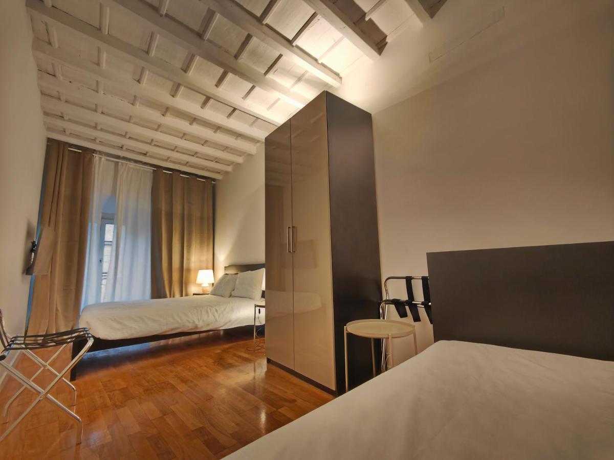 Crocetta - Design Apartment With Terrace Milan Bagian luar foto